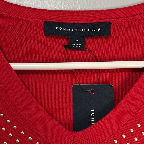 TOMMY HILFIGER Red Stud Embellished V Neck Sweater - Picture 3 of 6